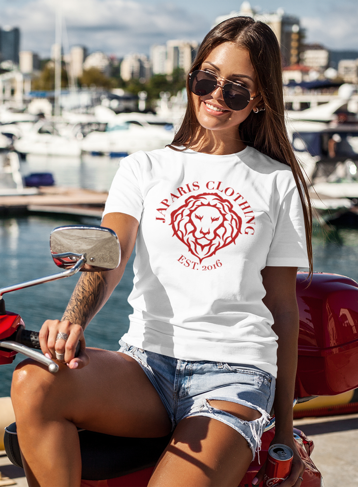 WOMEN'S BECOME THE LION T SHIRT-RED